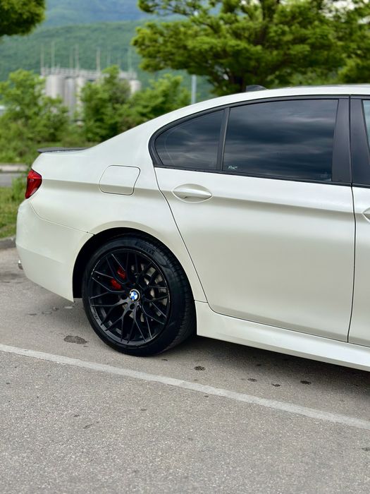 BMW F10 530D / 245 к.с. / M pack / задно