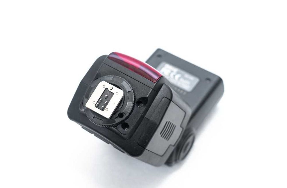 Meike MK430-C pentru Canon - Blitz