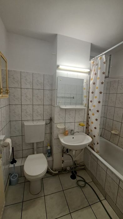Vand apartament 2 camere decomandat