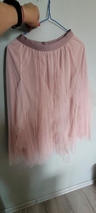 Дамска пола от тюл