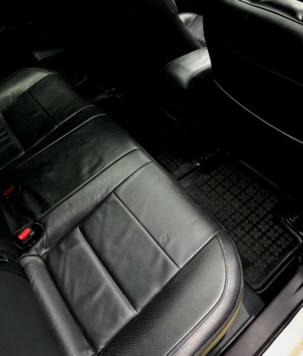 Toyota auris 1.8 Hybrid 136 CP