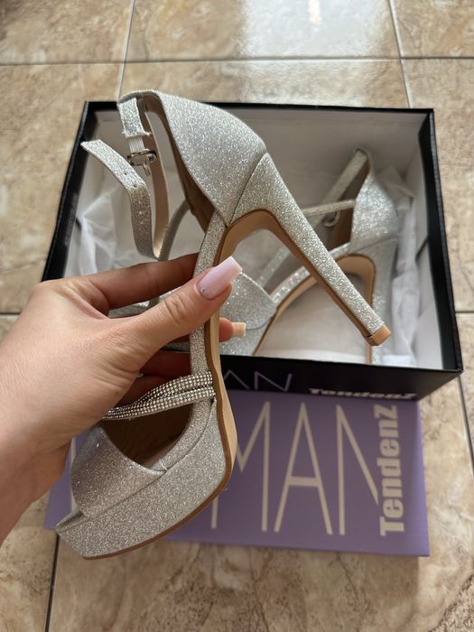 Официални обувки на ток, чанта