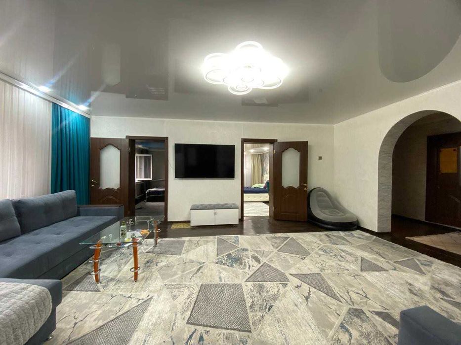 Продам 4 ком дом рн КСК 2000 г.п.
