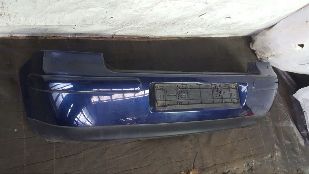 Задна броня за Голф 4 тъмна синя