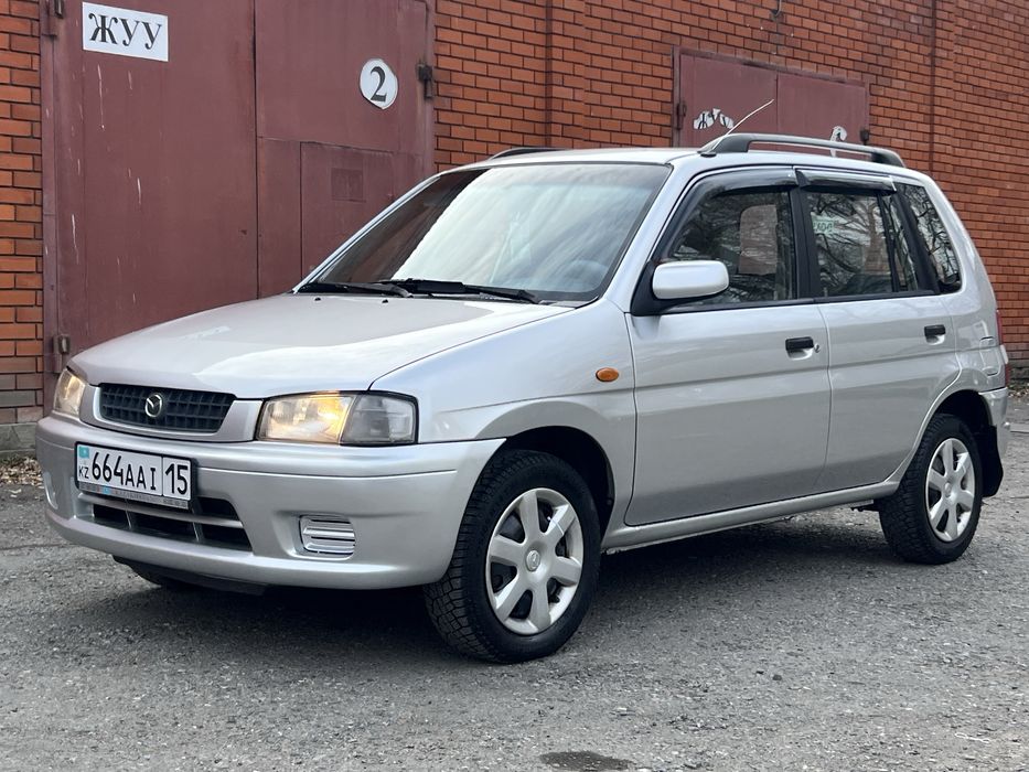 Продам мазда демио.
