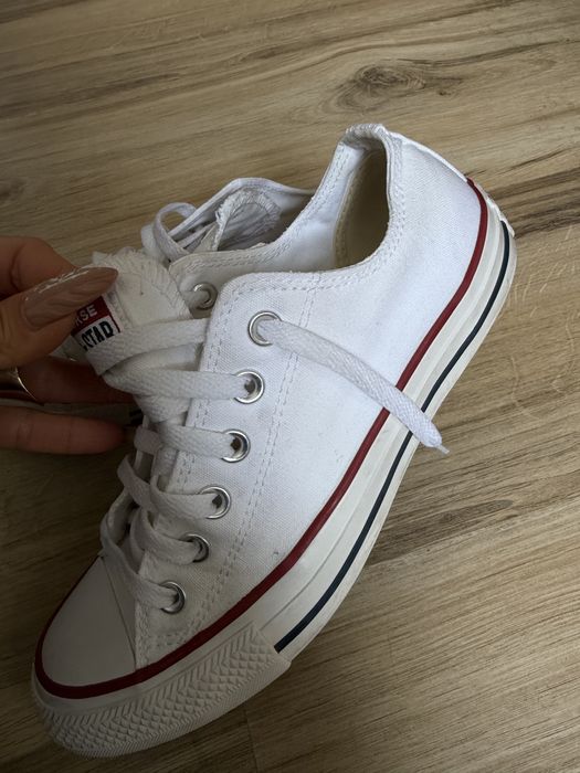 Оригинални високи бели кецове Converse ! 38 н