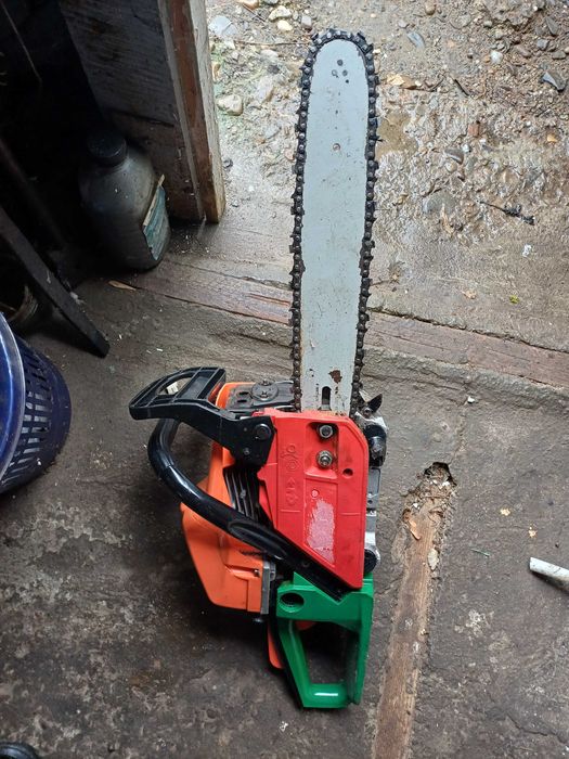 Vând drujba  in stare de funcționare