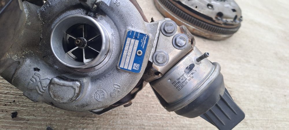 Vand turbina vw Passat b6 cbab 140 cp