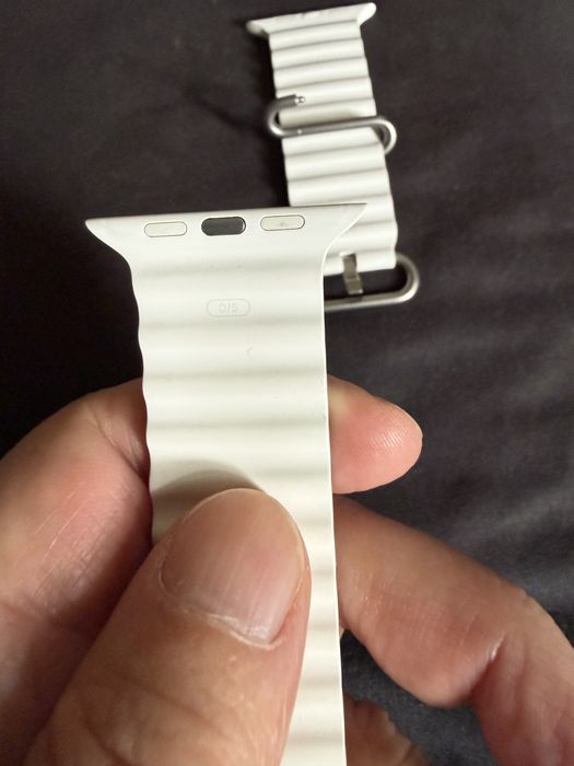 Curea originala Apple Ocean Band White,dedicata Apple Watch Ultra,ca noua.