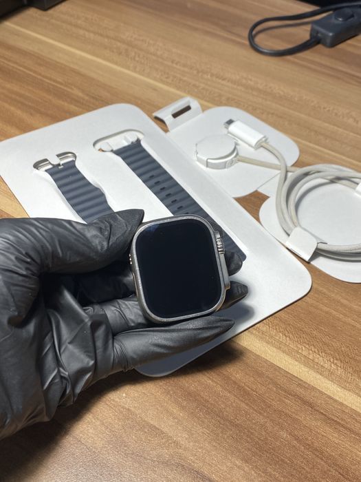 Apple Watch Ultra / 49 mm / Black