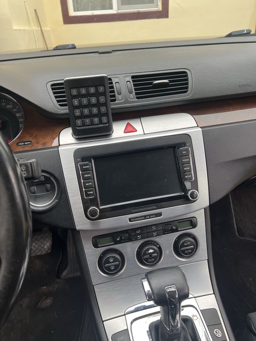 VOLKSWAGEN Passat 0 — imagine 5