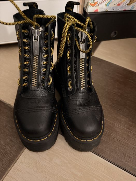 Bocanci Dr. Martens