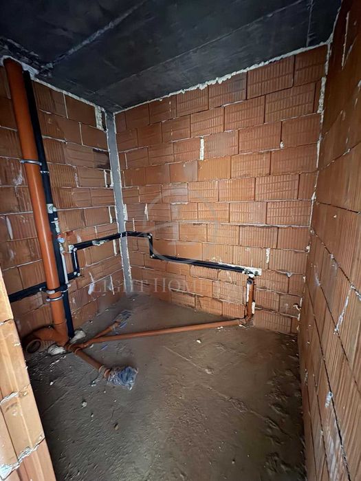 Продава се Двустаен апартамент в Пловдив, Кючук Париж - 75 кв.м за 1292 €/кв.м - Снимка #10