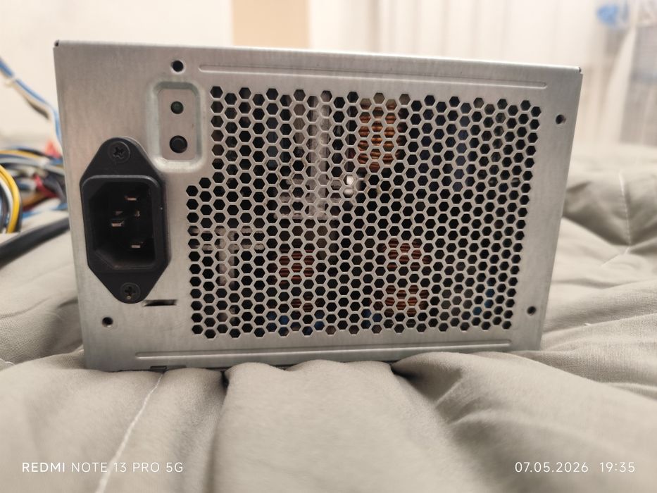 Продам блок питания DELL для пк