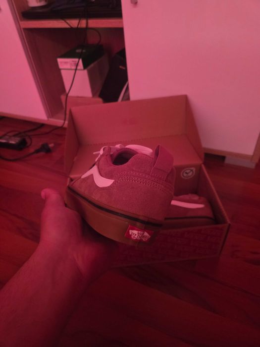 Vans old skool (piele intoarsa) produs nou, marime 44 (interior 28 /28.5 cm)