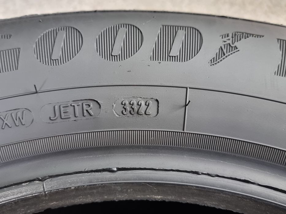 "Dot 23/22" 205/60/16 Goodyear 4Броя: 170€ 6.5мм