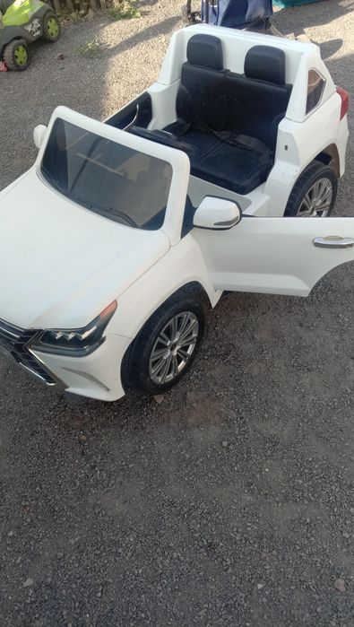 Продам электромобиль