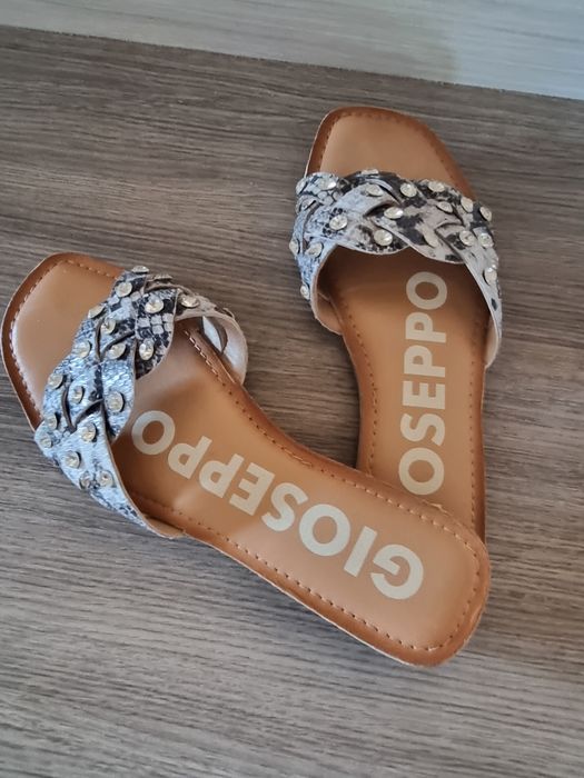 Дамски чехли Gioseppo