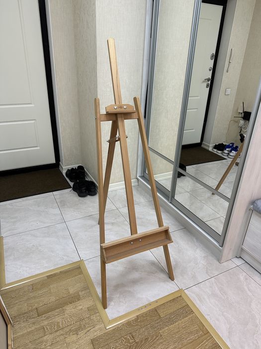 Мольберт деревянный, напольный — 150×50 см