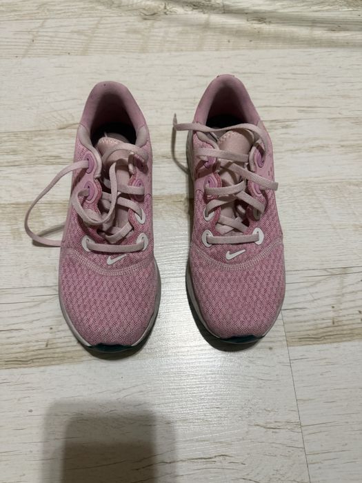 Оригинални маратонки Nike