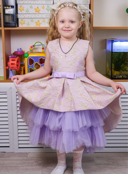 Продам нарядное детское  платье