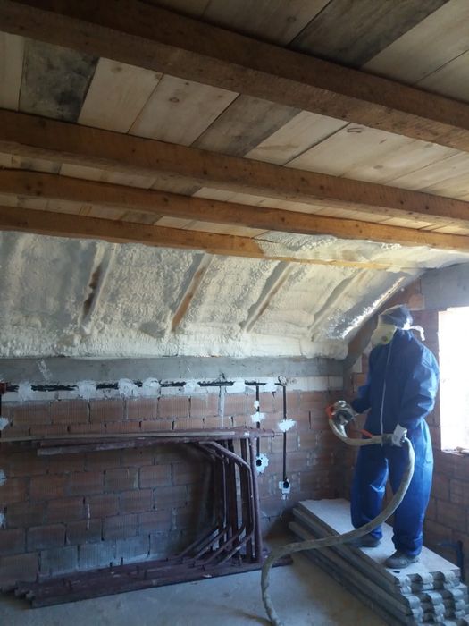 Izolatie spuma poliuretanica/Prețuri Fără Concurenta