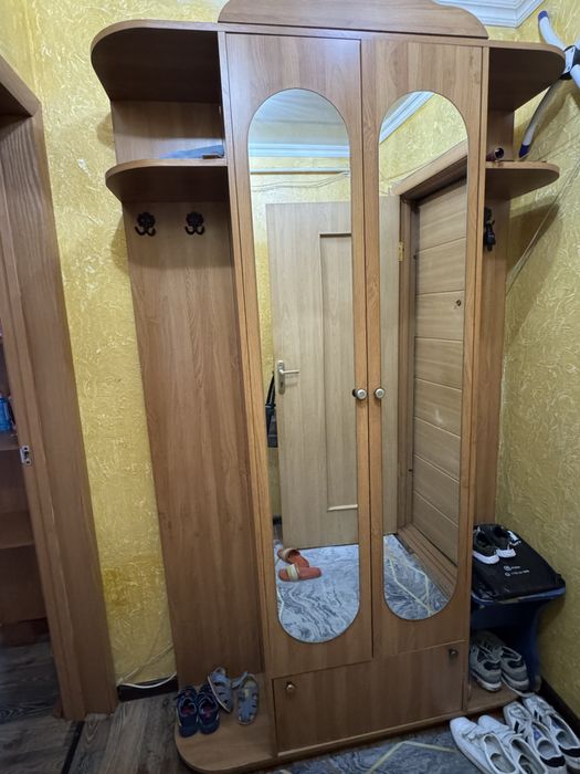 Продам прихожую