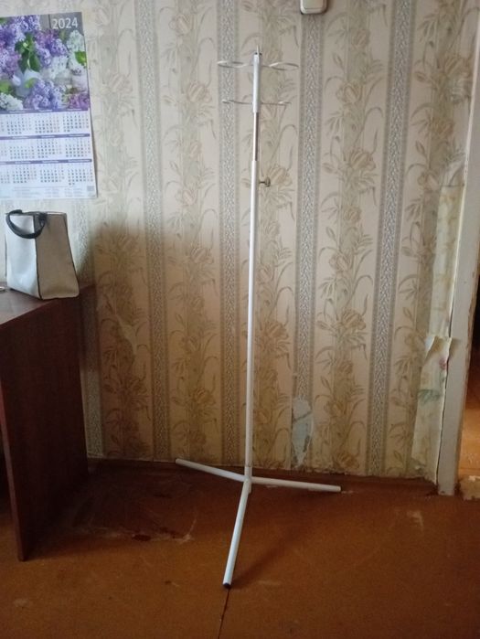 Штатив для капельницы