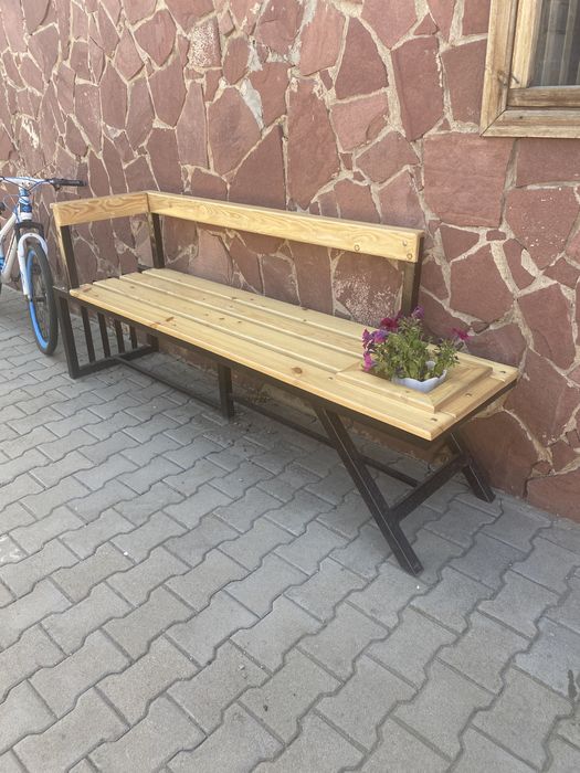 Лавочка , скамья..