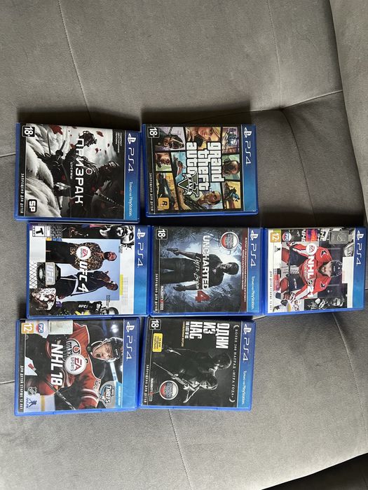 Продам Sony PlayStation 4