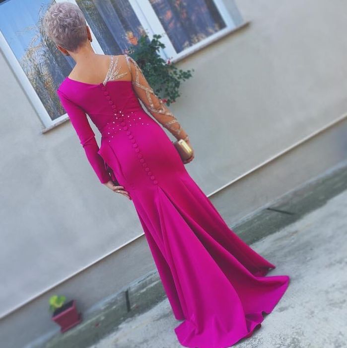 Rochie lungă roz cu sclipici