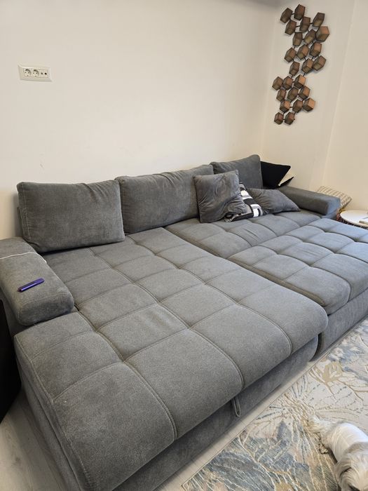 Vând canapea colțar urgent