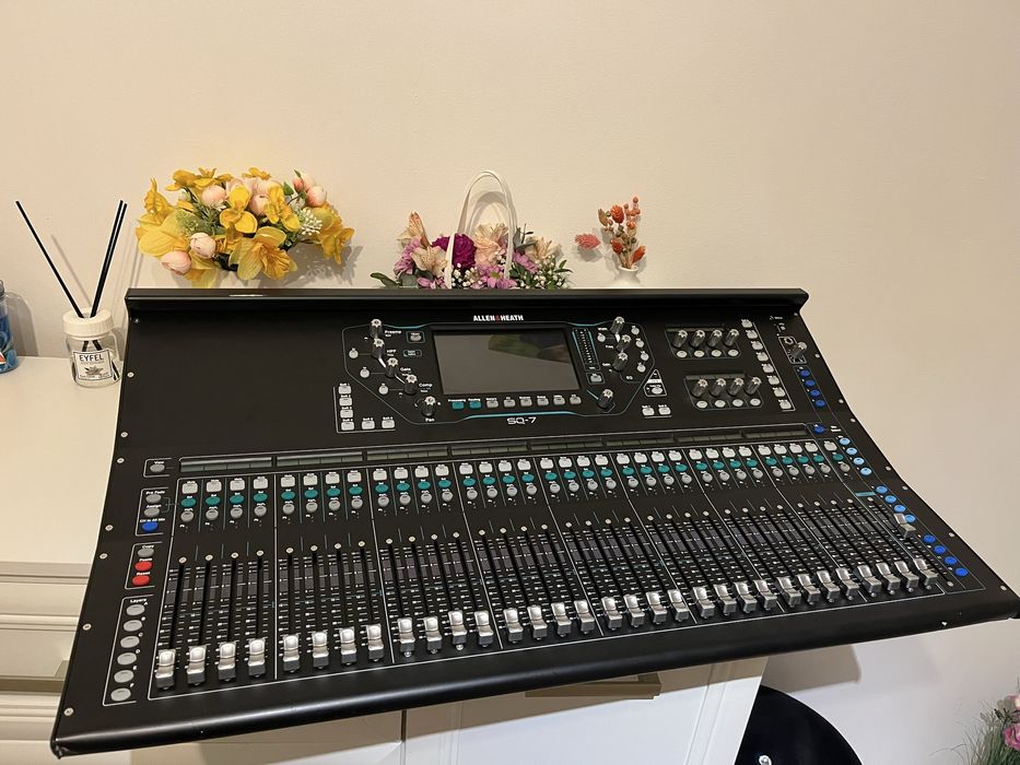 Mixer digital allen&heath sq7