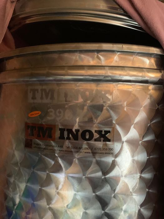 Vand butoi inox de 400 litrii