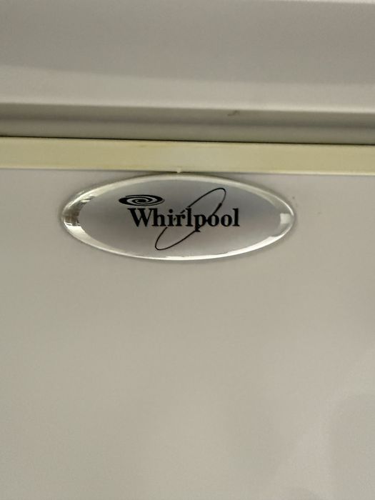 Морозильник Whirpool