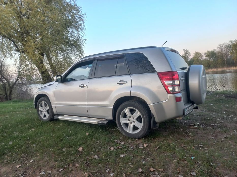 Продам машину            .