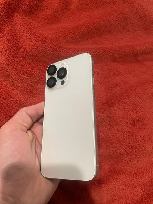 Продам Айфон 15 Про Макс