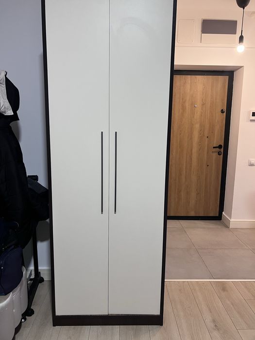 Biblioteca doua corpuri separate cu setare si sifonier