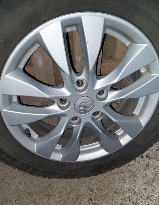 Jante originale suzuki cu cauciucuri de iarna