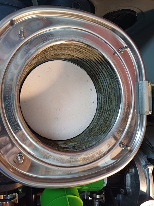 Vindem schimbătoare de căldură Ariston