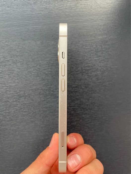 Айфон 13 сатылады