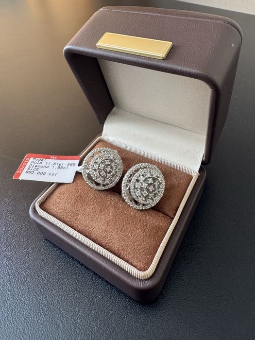Серьги с бриллиантами