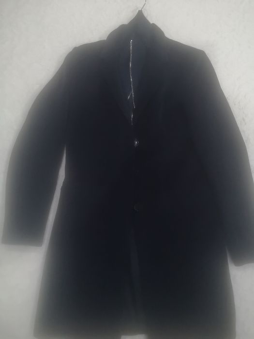 Дамско палто до коляното