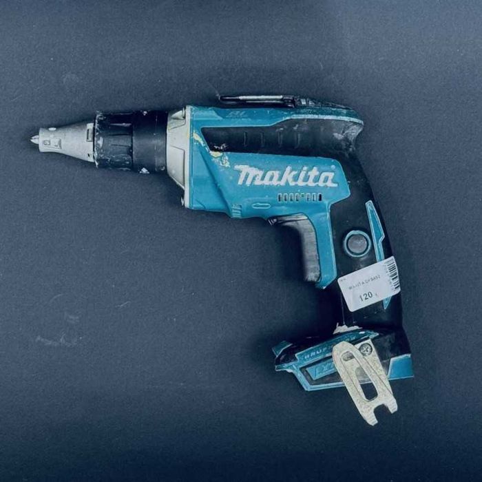 Винтоверт MAKITA DFS452