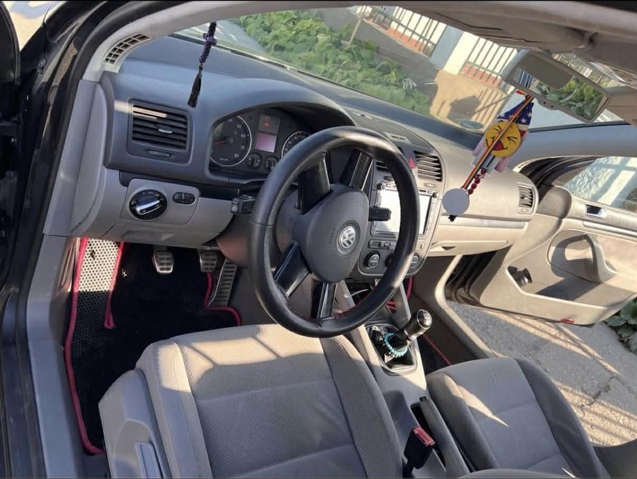 Golf 5 1.6 FSI 115 CP