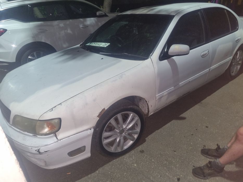Продам Nissan cefiro a32