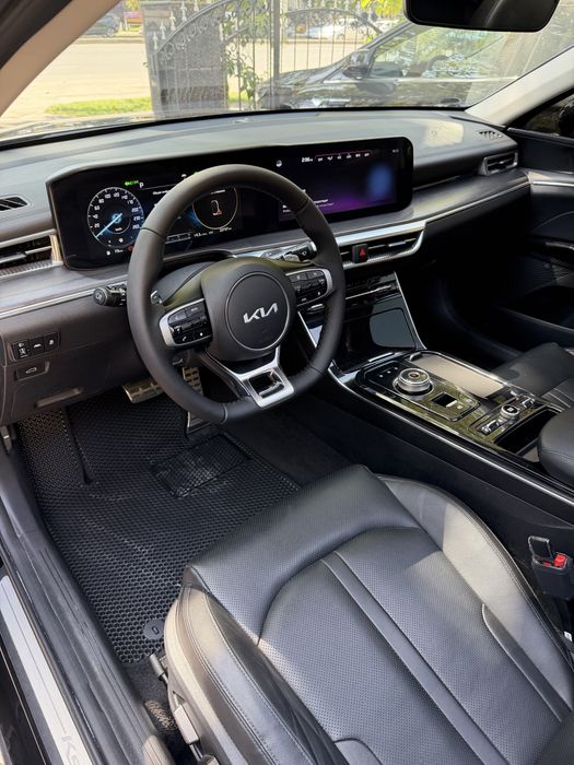Kia K5 Premium 8 Чи Позится