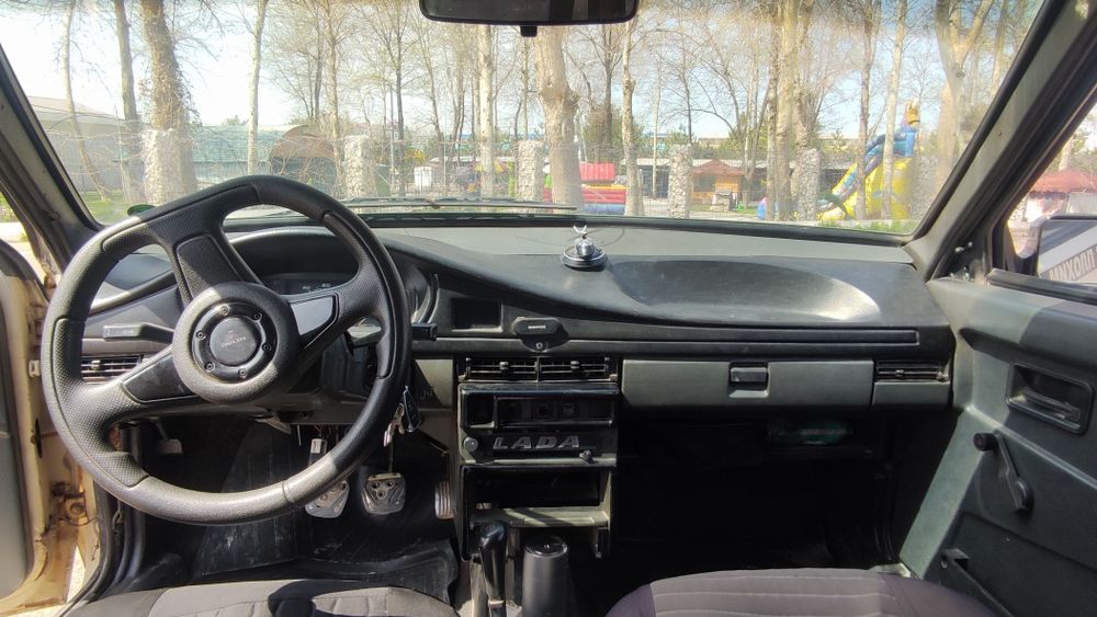 Продам ваз 21099