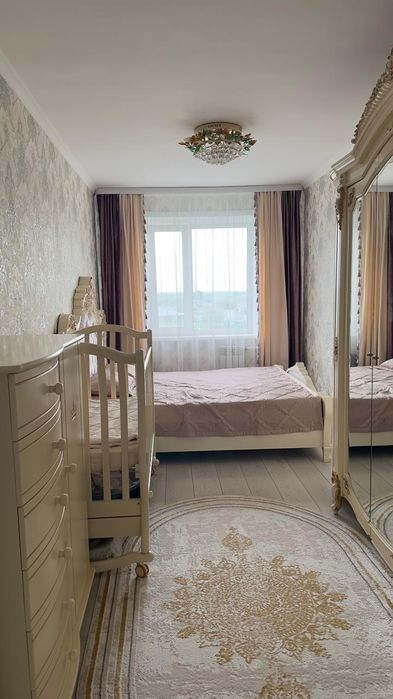 Прадою 3х комнатную квортипу в старом городе