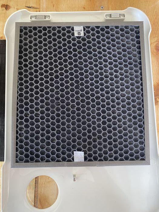 Purificator aer Philips filtru nou